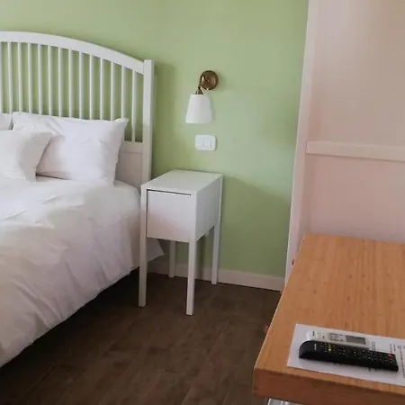 Oda ve Kahvaltı Il Melograno