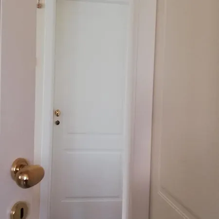 Oda ve Kahvaltı Il Melograno Garda (Verona)