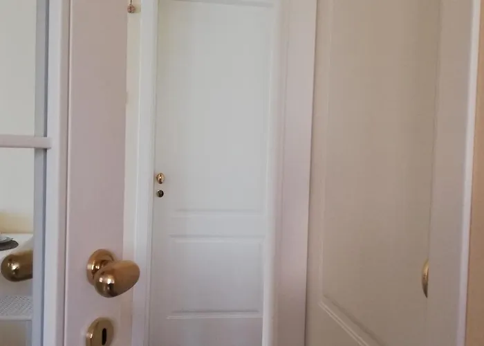 住宿加早餐酒店 Il Melograno 加尔达