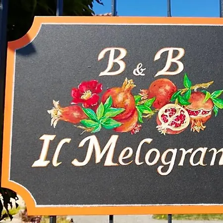 ベッド・アンド・ブレックファスト Il Melograno 3*